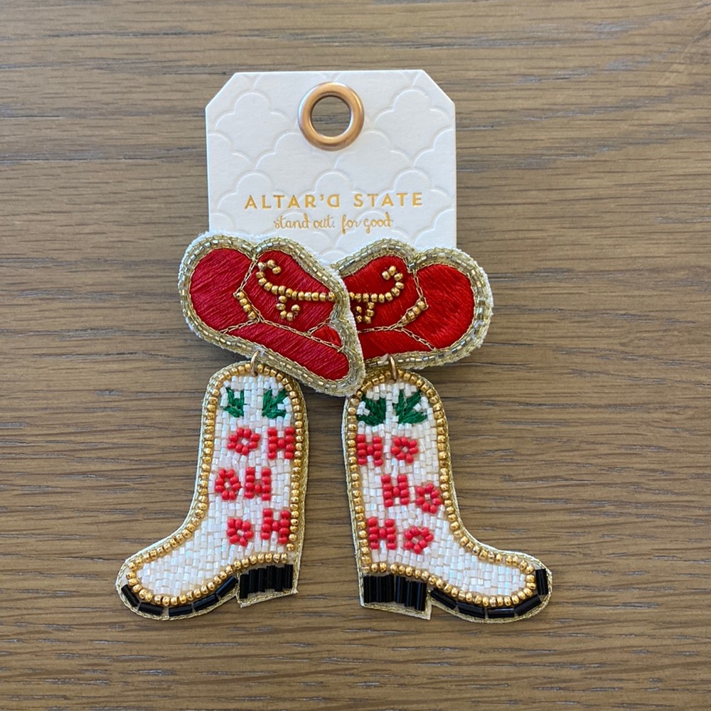 Cowboy boot earrings.